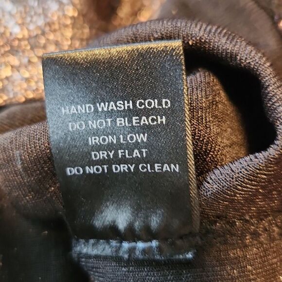 IRIS Gold foil Crackle cocktail dress - Picture 9 of 9